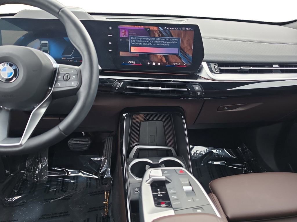 Used 2025 BMW X2 xDrive28i image 11