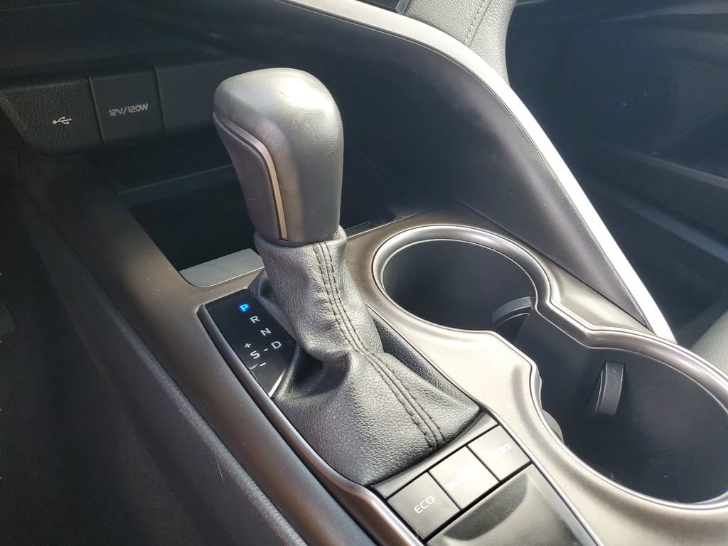 Certified 2023 Toyota Camry SE w/ Convenience Package image 18