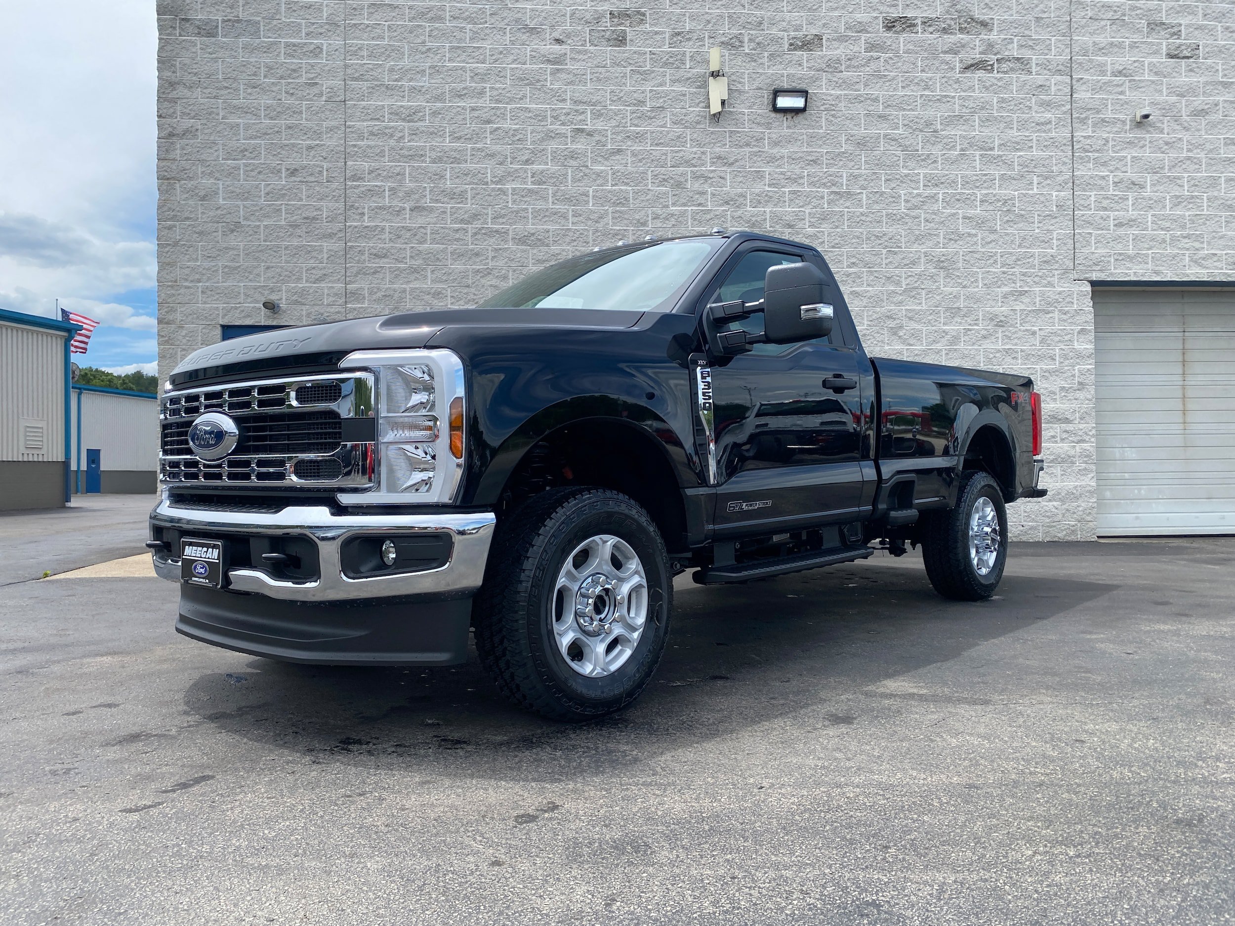 New 2026 Ford F350 XLT AWD/4WD image 3