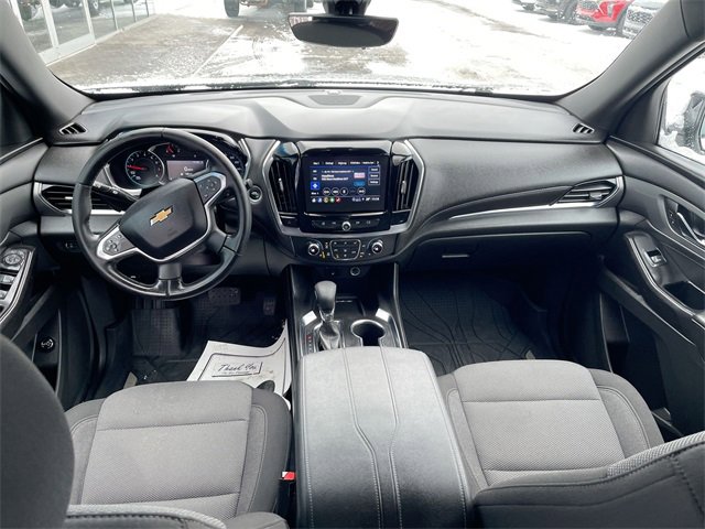 Certified 2023 Chevrolet Traverse LT w/ Rear Camera Mirror Package image 19