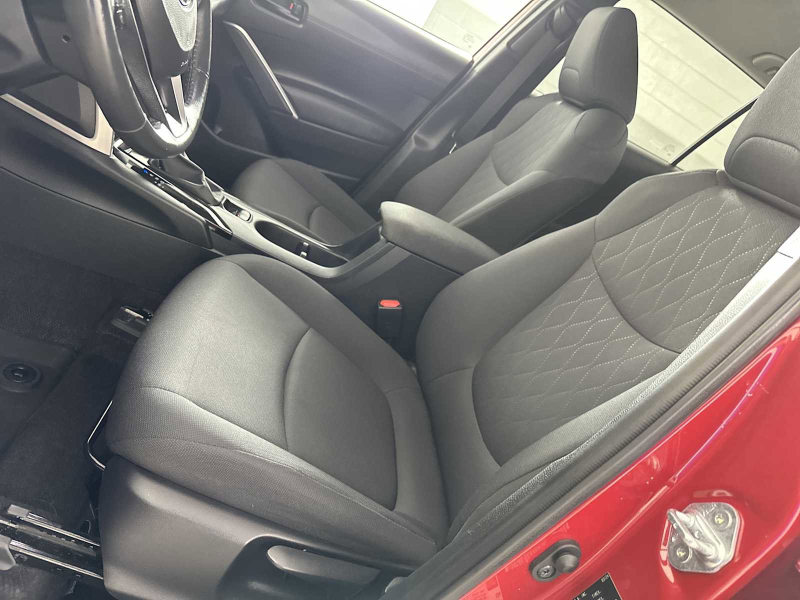 Used 2024 Toyota Corolla Cross LE AWD/4WD image 11