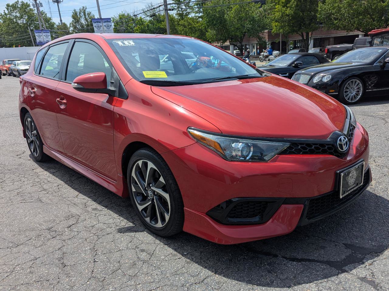Used 2018 Toyota Corolla iM w/ All-Weather Mat Package FWD image 5