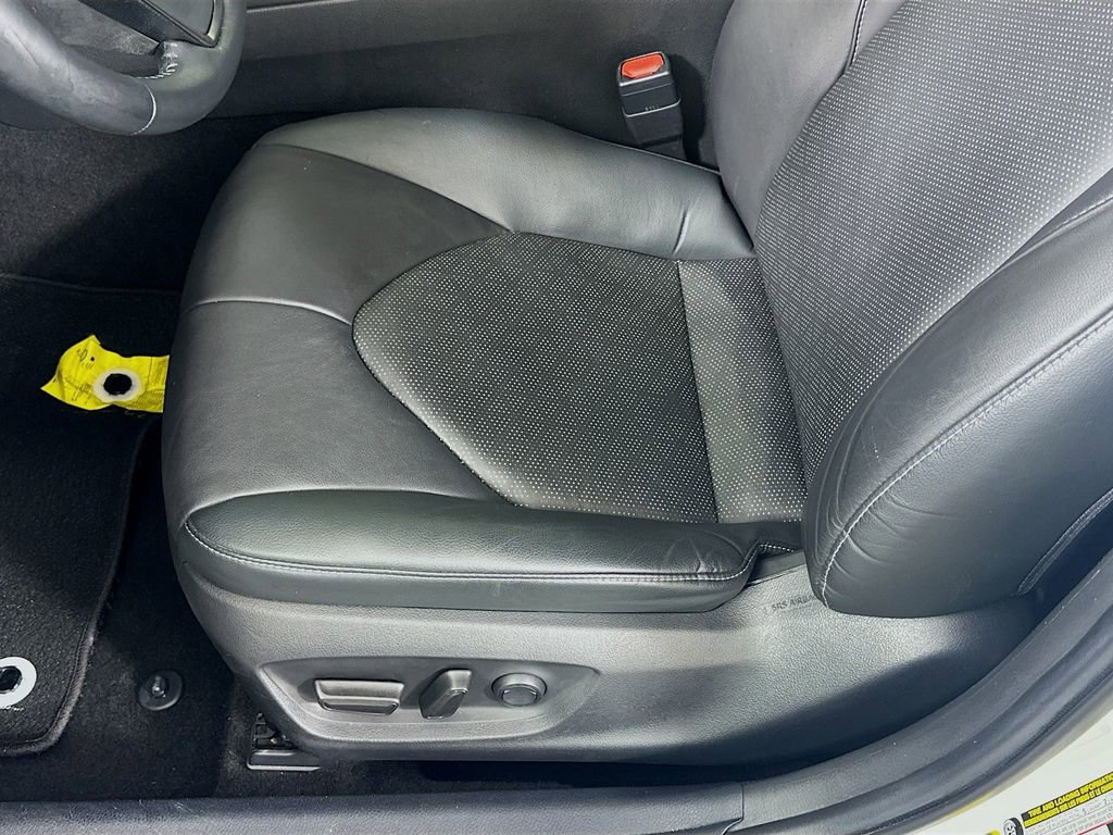 Used 2021 Toyota Camry XSE w/ Cold Weather Package image 19