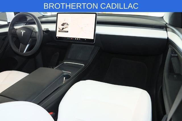 Used 2024 Tesla Model Y Long Range AWD/4WD image 30