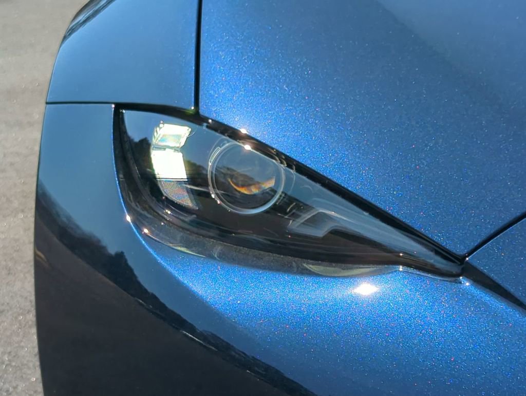 New 2026 MAZDA MX-5 Miata RF Grand Touring image 9