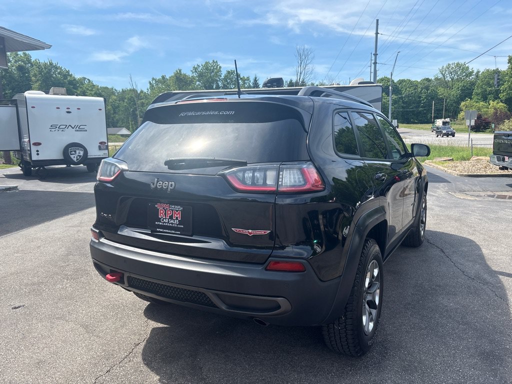 Used 2019 Jeep Cherokee Trailhawk w/ Cold Weather Group AWD/4WD image 7