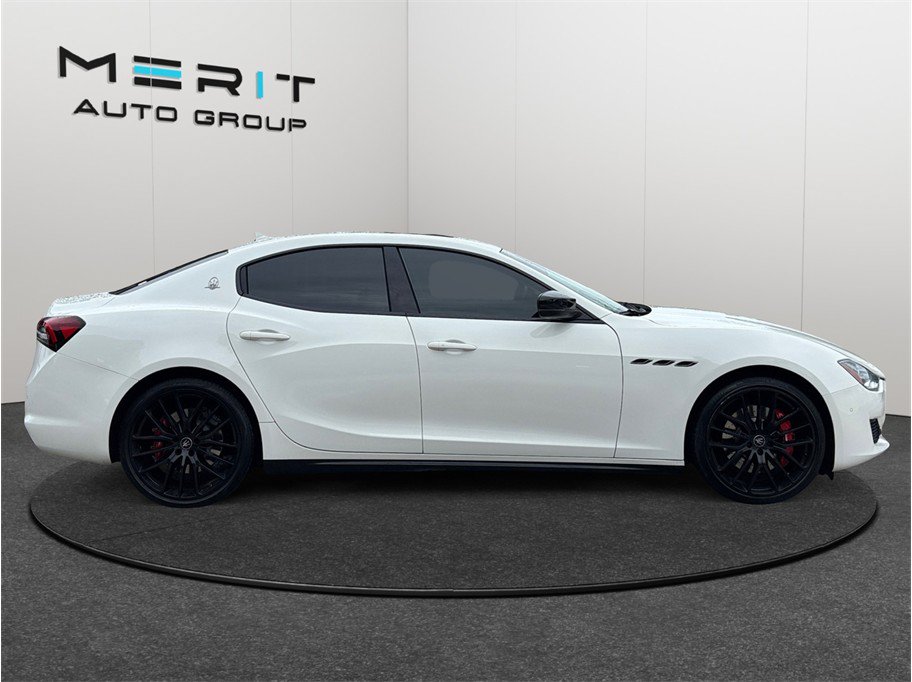 Used 2021 Maserati Ghibli S RWD image 10