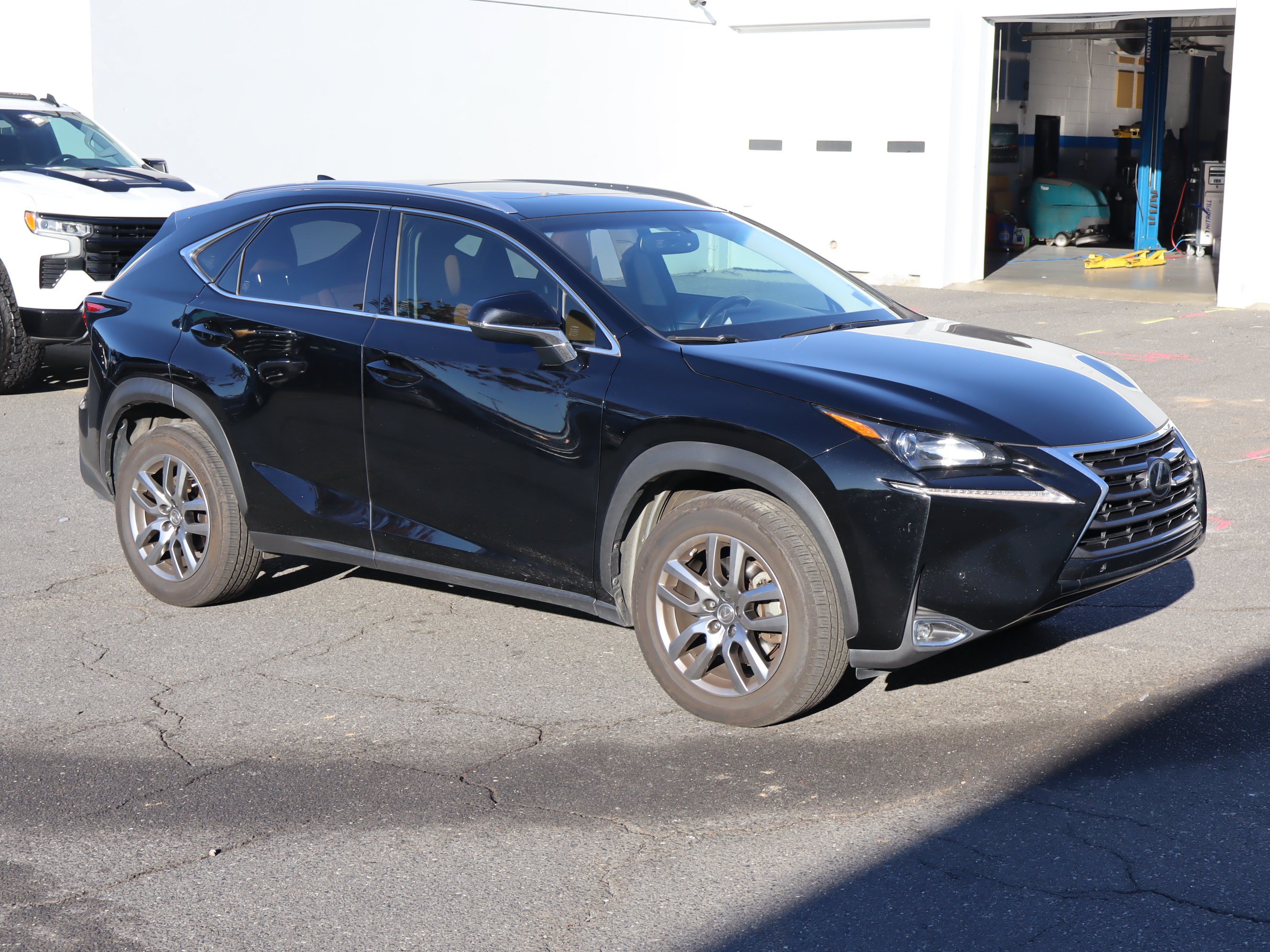 Used 2016 Lexus NX 200t FWD w/ Premium Package image 13