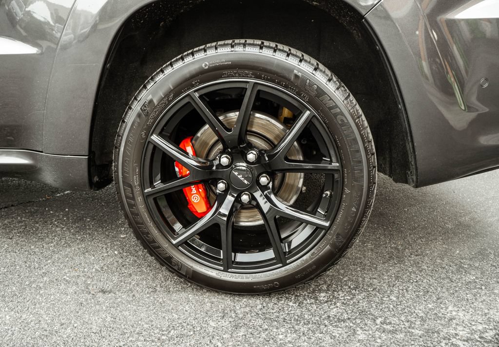 Used 2020 Jeep Grand Cherokee SRT AWD/4WD image 35