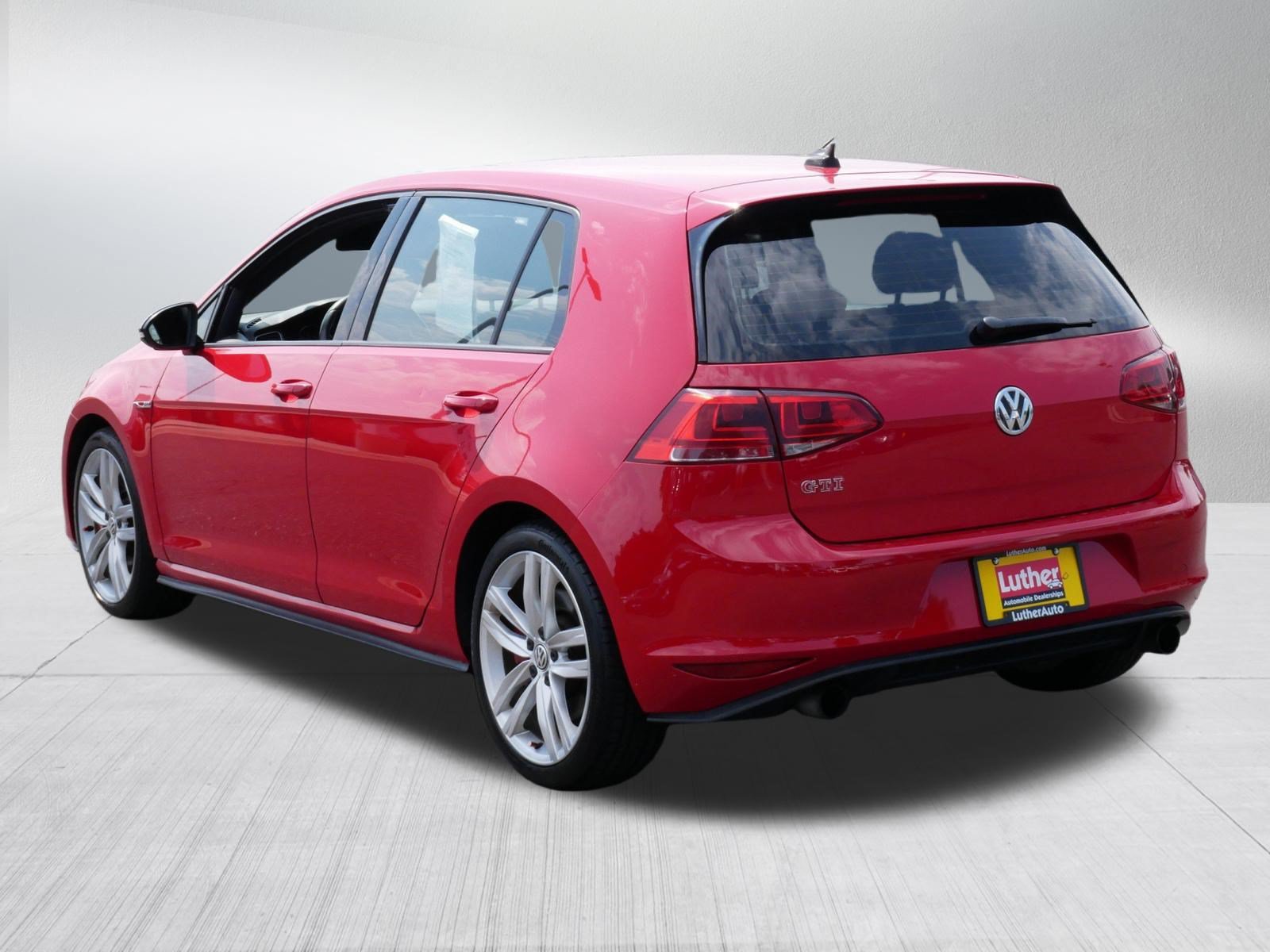 Used 2017 Volkswagen GTI Sport FWD image 5