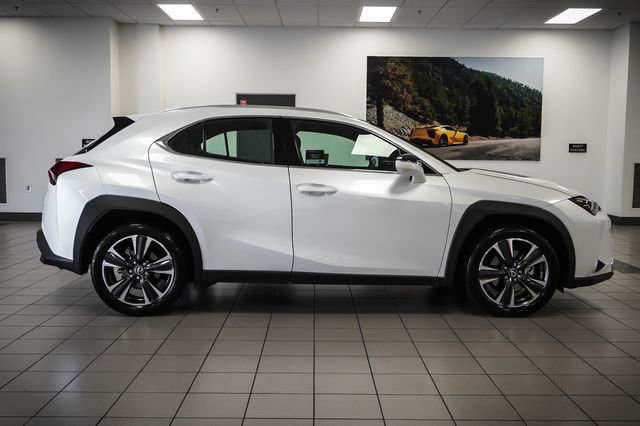 Certified 2025 Lexus UX 300h FWD image 5