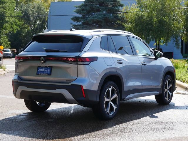 New 2025 Volkswagen Tiguan SE image 2