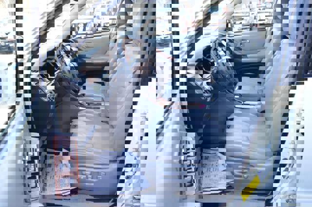 Used 2004 Toyota Highlander Limited image 46