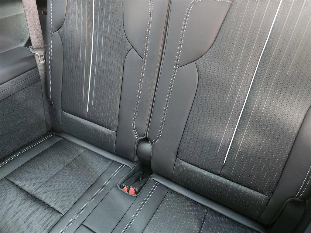 New 2026 Cadillac Vistiq Sport image 22