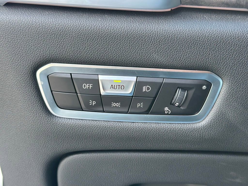 Used 2023 BMW X5 xDrive40i w/ Premium Package image 38