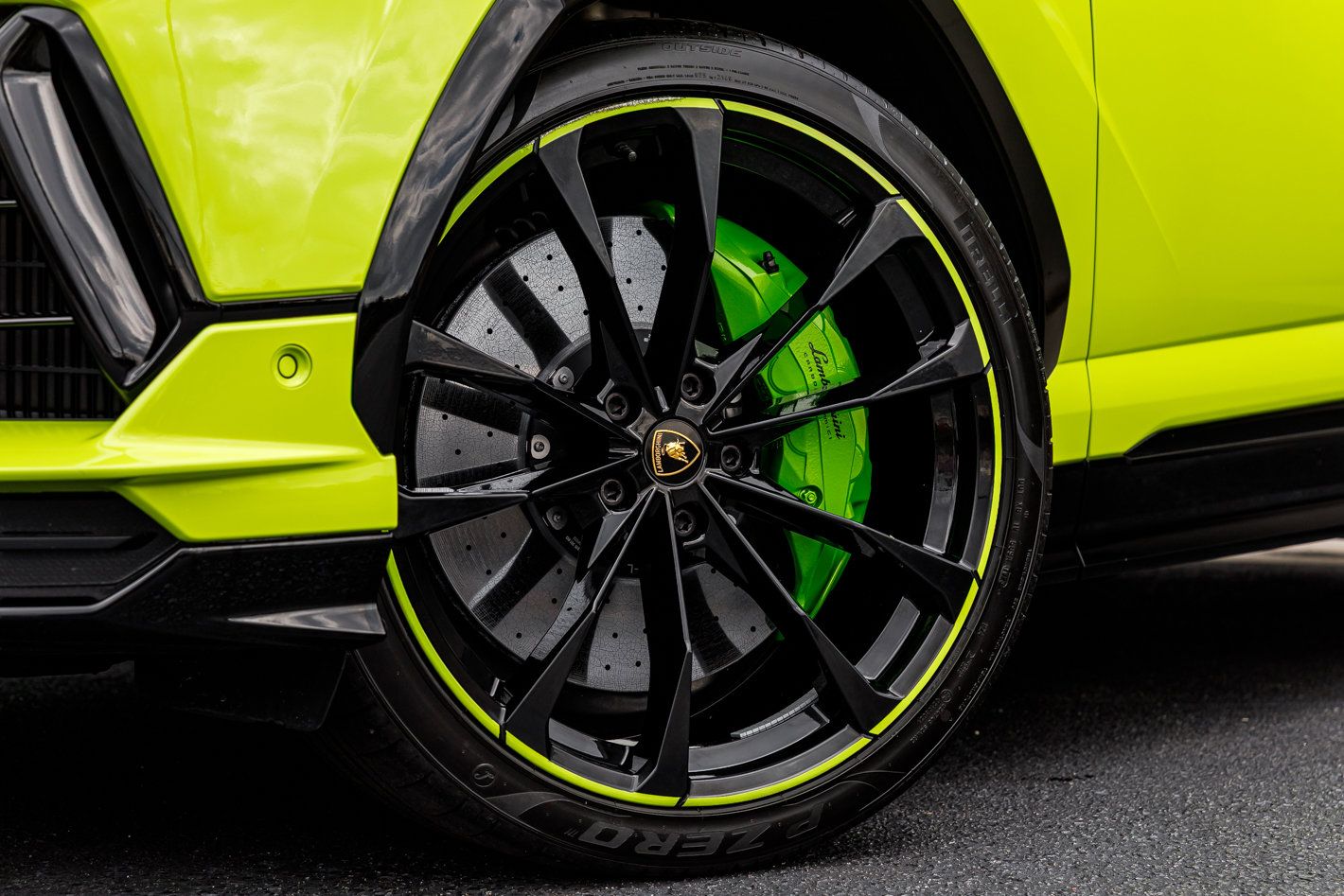 Used 2023 Lamborghini Urus S image 4