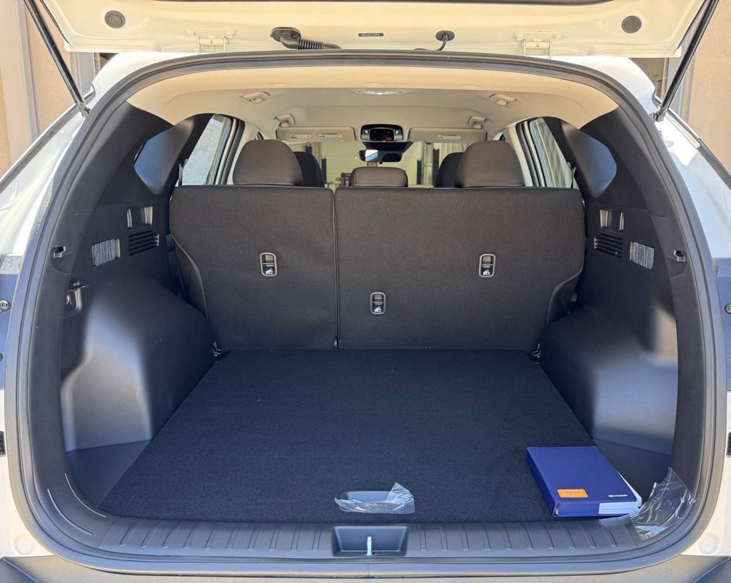 New 2026 Hyundai Tucson SE image 12