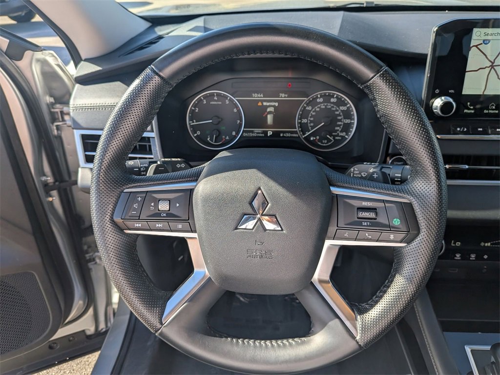 Used 2024 Mitsubishi Outlander SE image 25