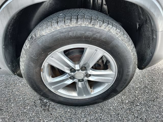 Used 2016 Chevrolet Trax LT w/ LT Convenience Package AWD/4WD image 19