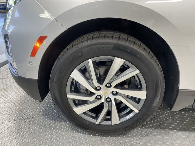 Used 2022 Chevrolet Equinox Premier AWD/4WD image 10