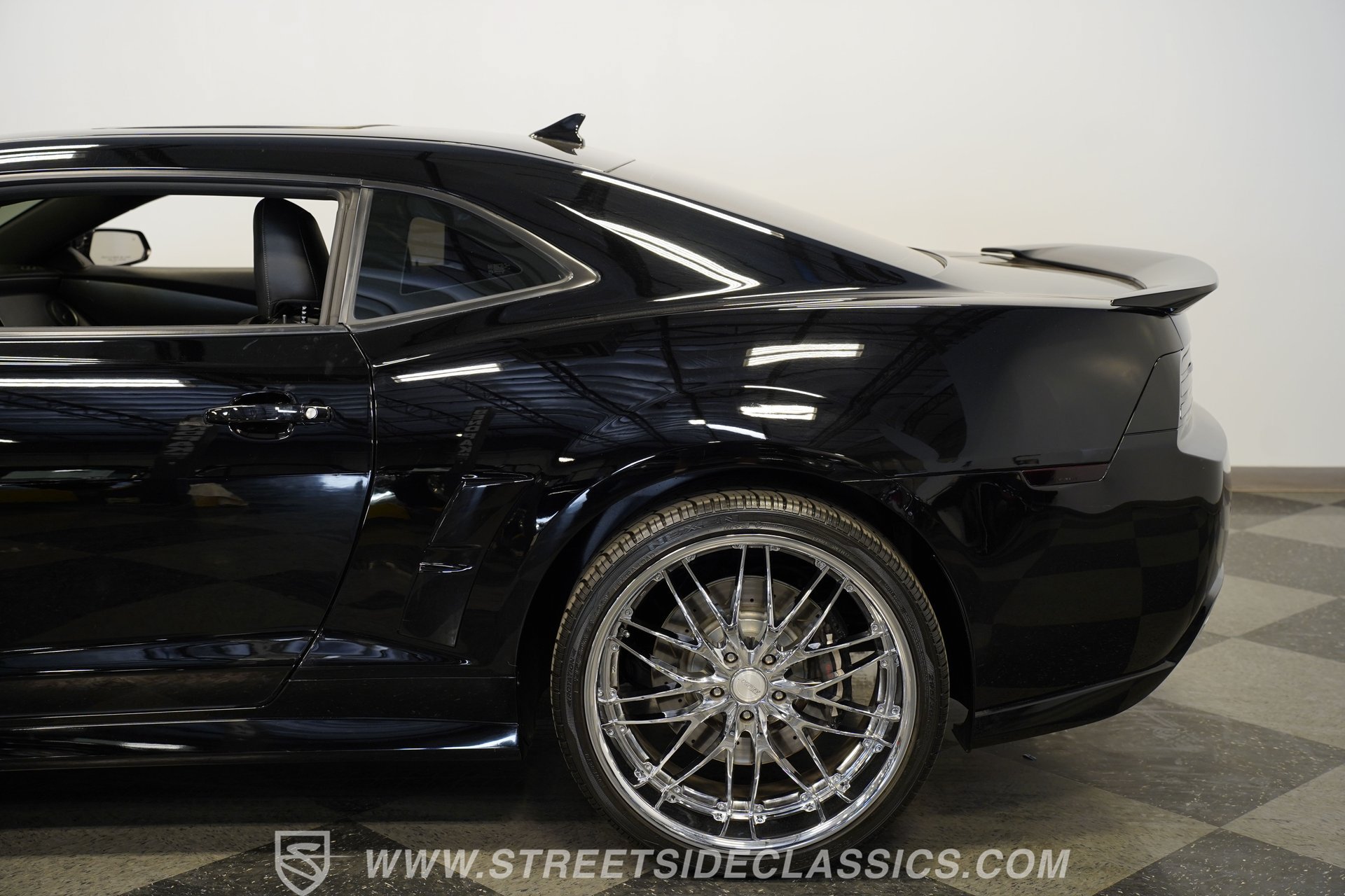 Used 2010 Chevrolet Camaro SS w/ RS Package RWD image 25