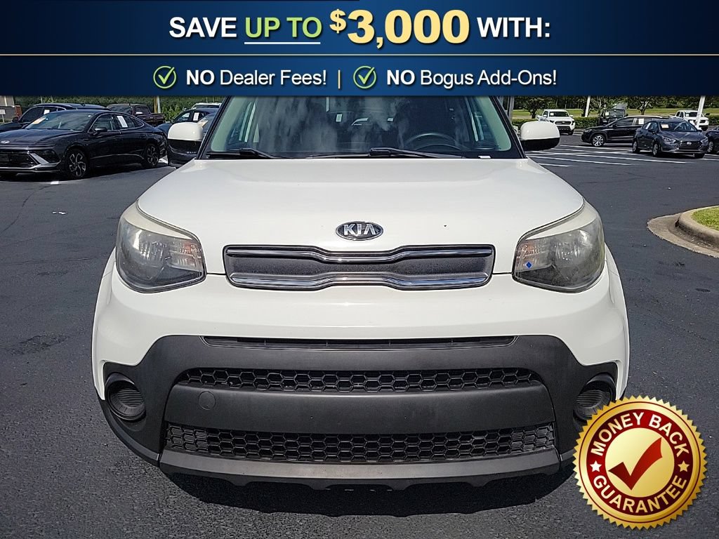 Used 2018 Kia Soul FWD image 2