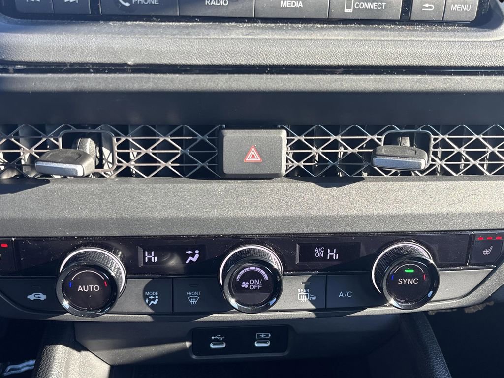 Used 2023 Honda Accord EX image 19