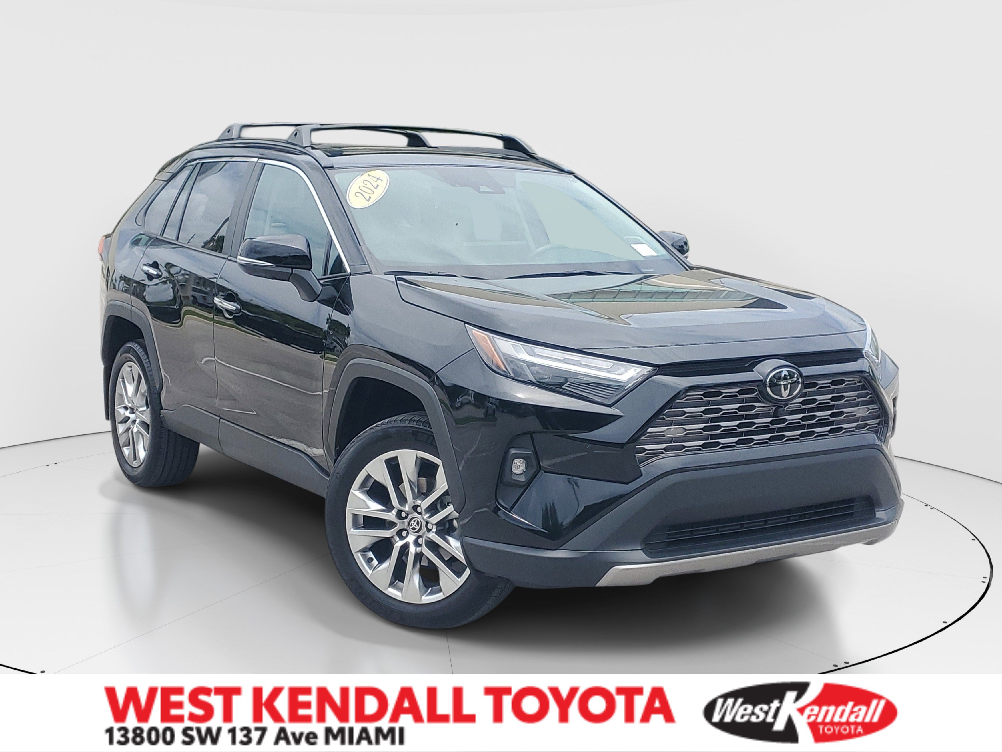Used 2024 Toyota RAV4 Limited w/ Advanced Technology Package FWD image 1