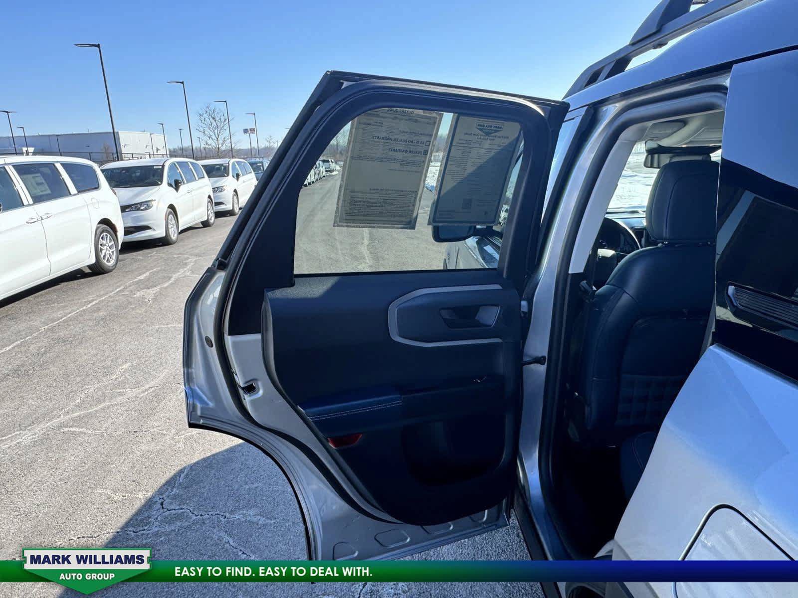 Used 2022 Ford Bronco Sport Outer Banks w/ Tech Package AWD/4WD image 24