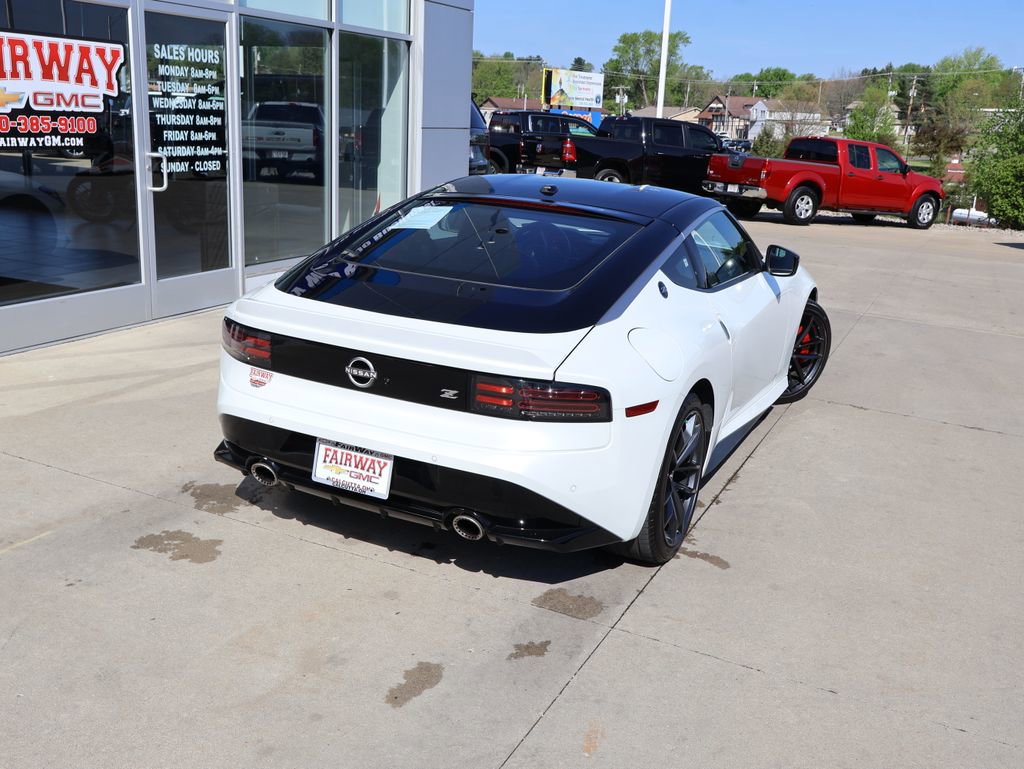 Used 2024 Nissan Z Performance w/ Floor Mat Package image 30