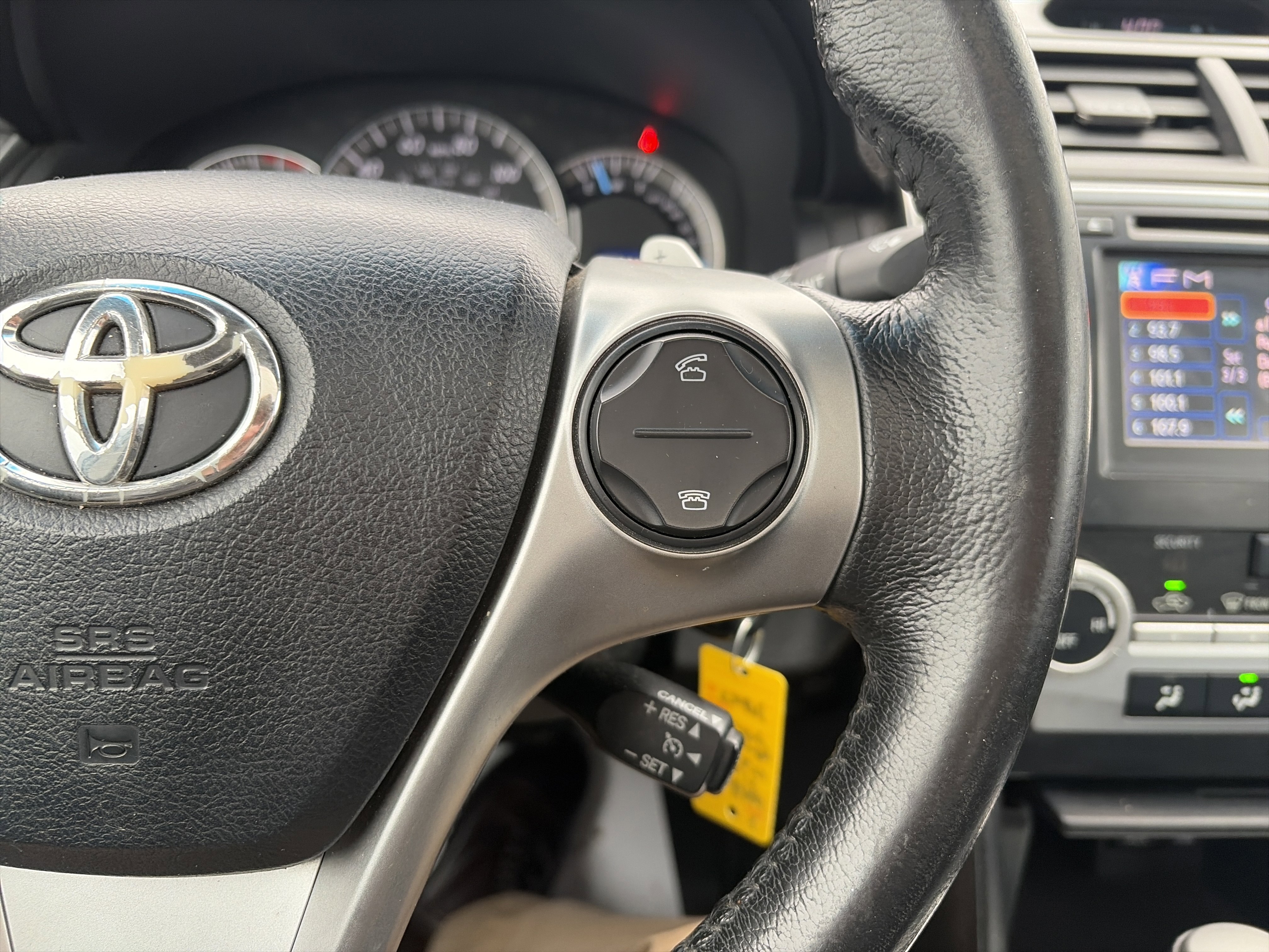 Used 2013 Toyota Camry L image 19