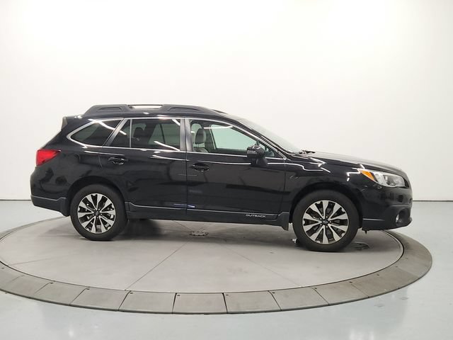 Used 2017 Subaru Outback 2.5i Limited AWD/4WD image 8