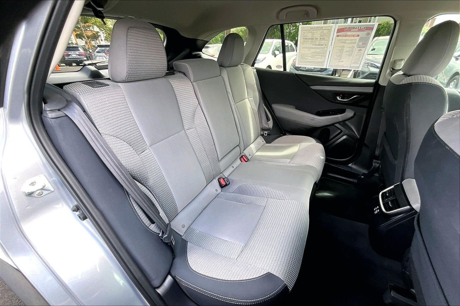 Used 2023 Subaru Outback Premium AWD/4WD image 24