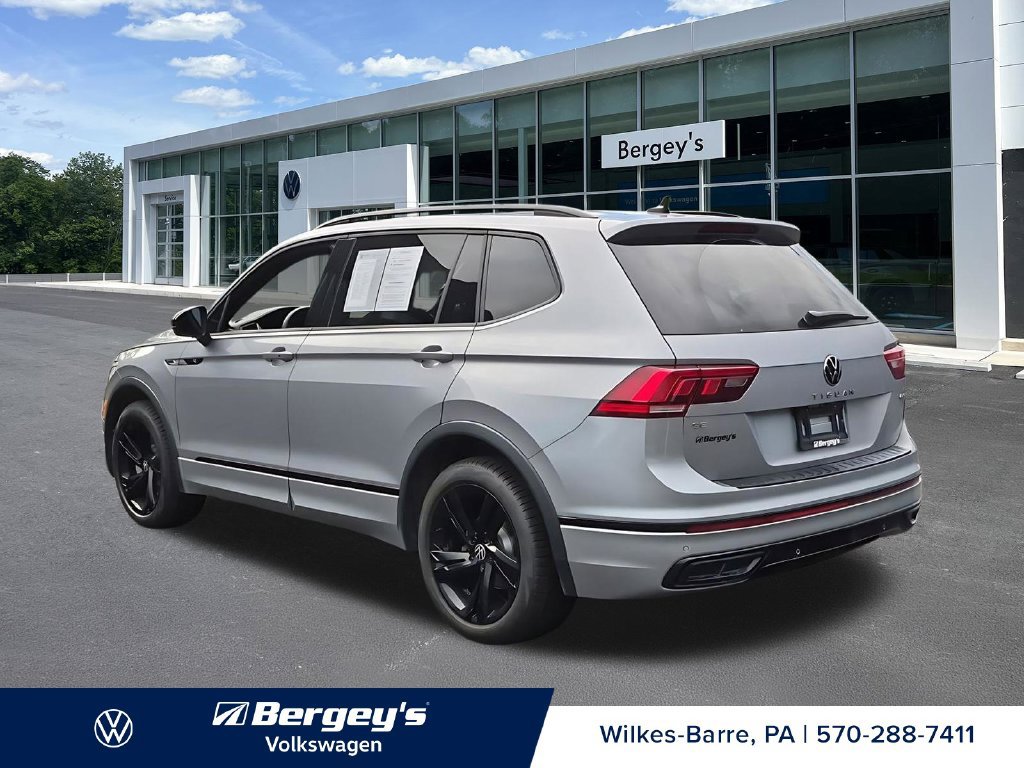 Certified 2024 Volkswagen Tiguan SE R-Line AWD/4WD image 17