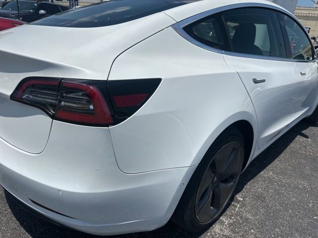 Used 2020 Tesla Model 3 Standard Range Plus RWD image 2