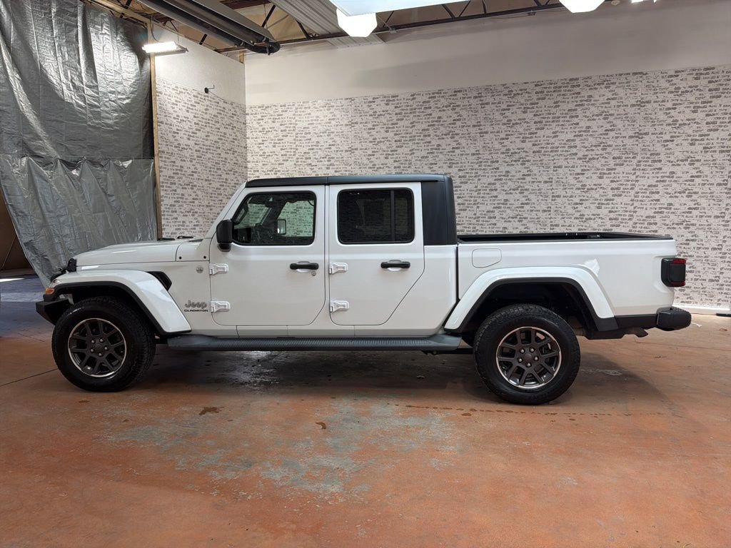 Used 2020 Jeep Gladiator Overland image 4