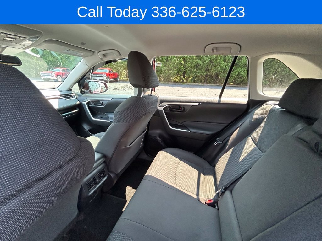 Used 2023 Toyota RAV4 XLE w/ Convenience Package AWD/4WD image 18
