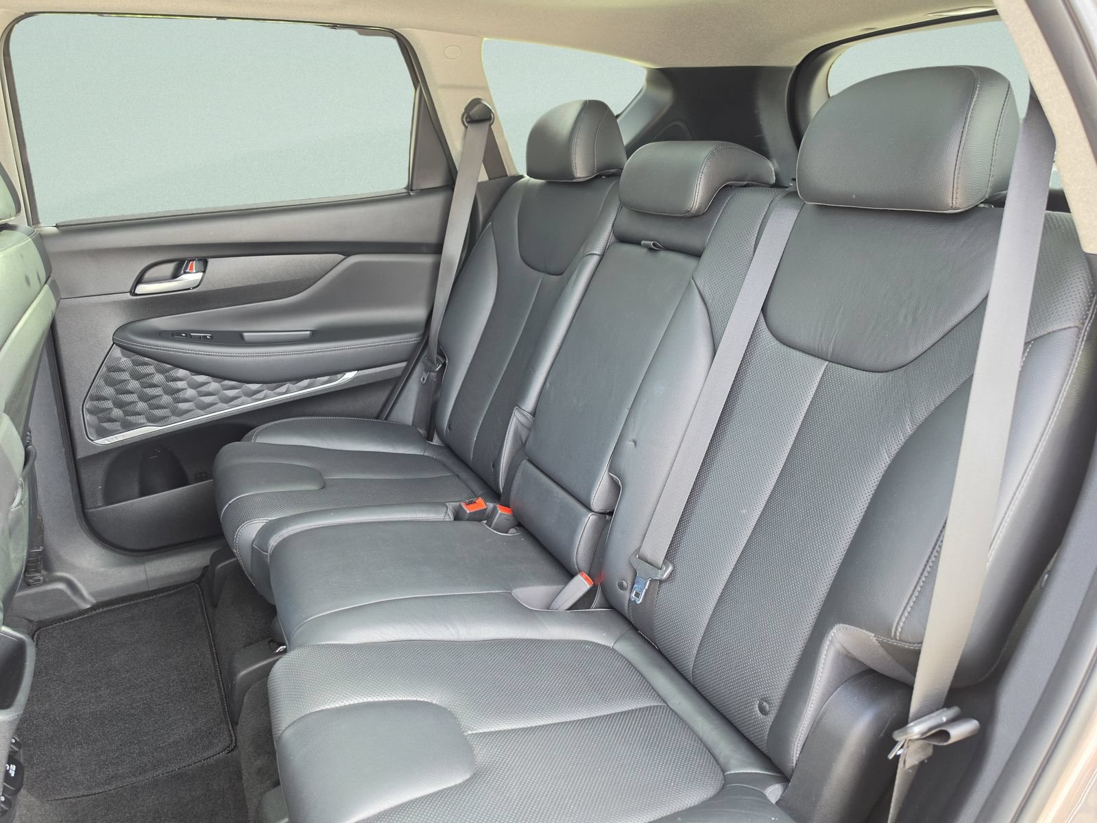 Used 2020 Hyundai Santa Fe Limited FWD image 20