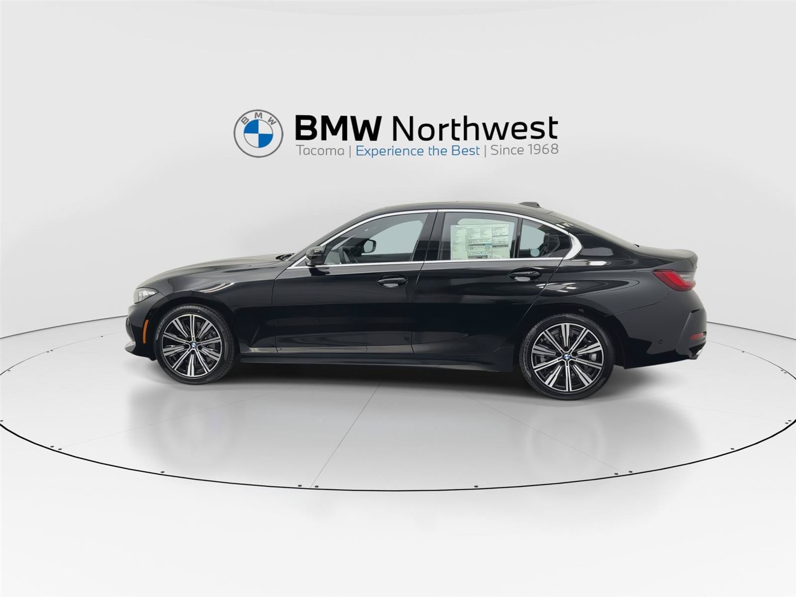 New 2026 BMW 330i xDrive Sedan w/ Convenience Package AWD/4WD image 11