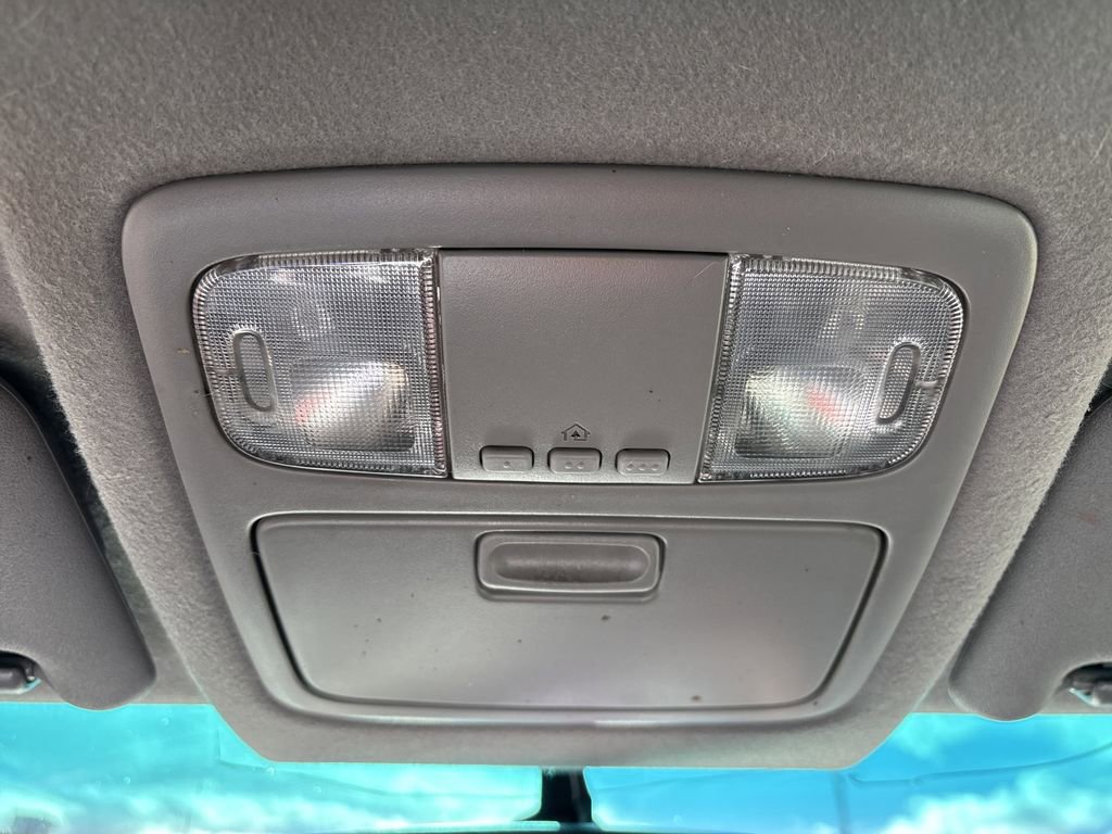 Used 2004 Toyota 4Runner Limited image 19