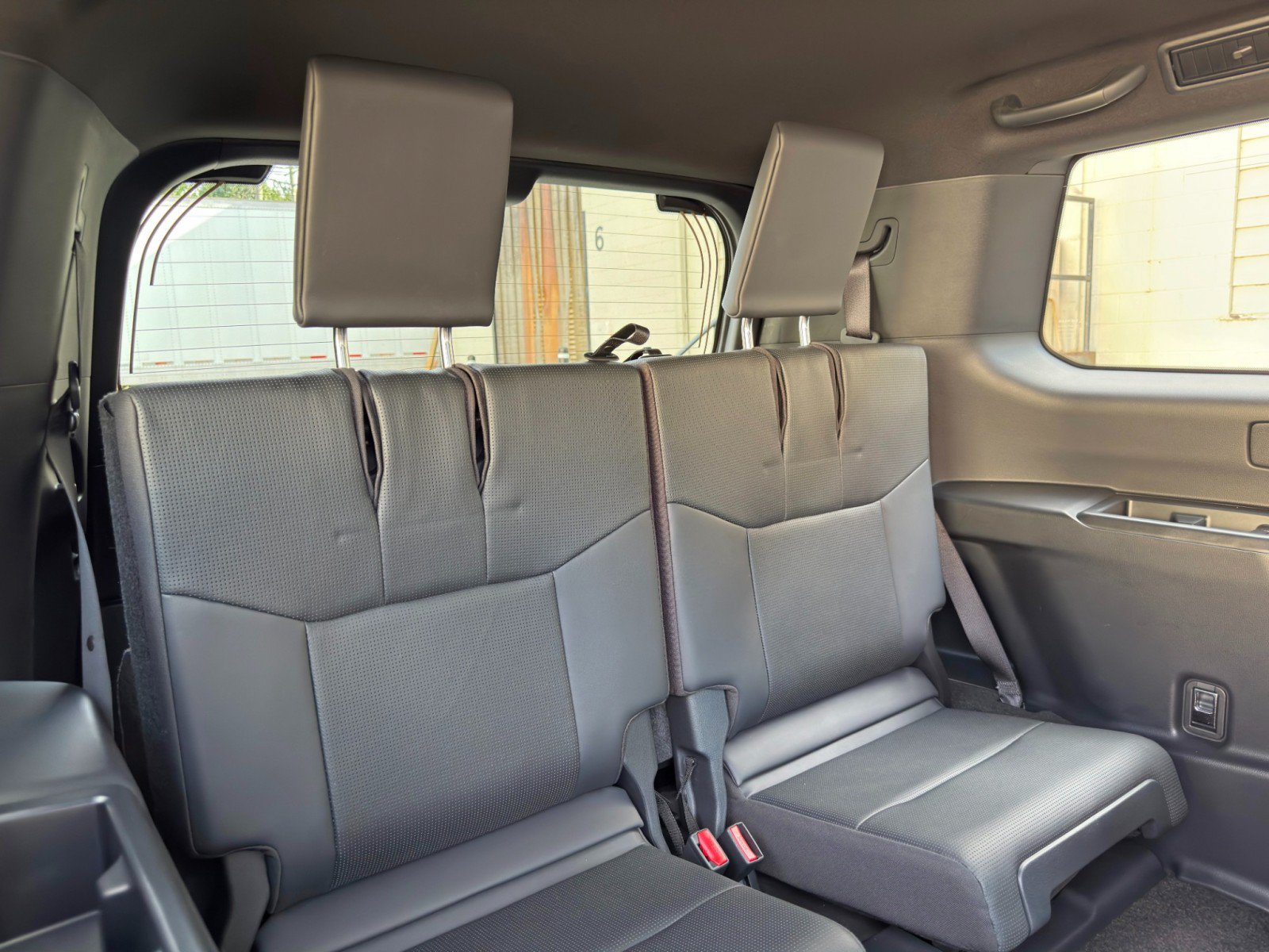Used 2024 Lexus GX 550 w/ Cold Area Package AWD/4WD image 43