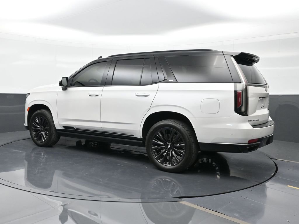 Used 2021 Cadillac Escalade Sport Platinum image 2