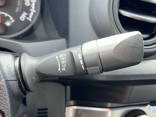 Used 2022 Toyota Tacoma SR image 29