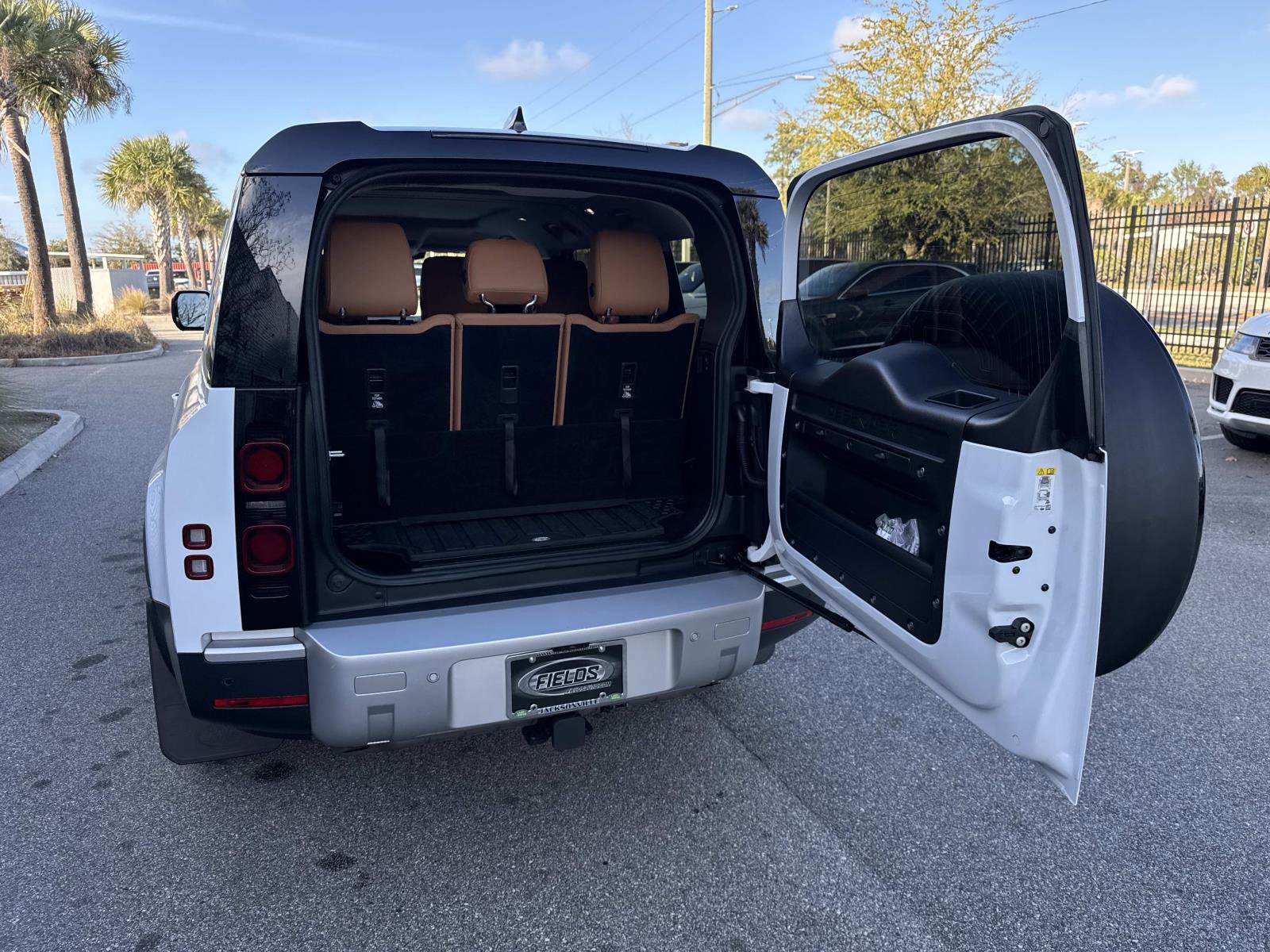 Certified 2024 Land Rover Defender 130 S image 11