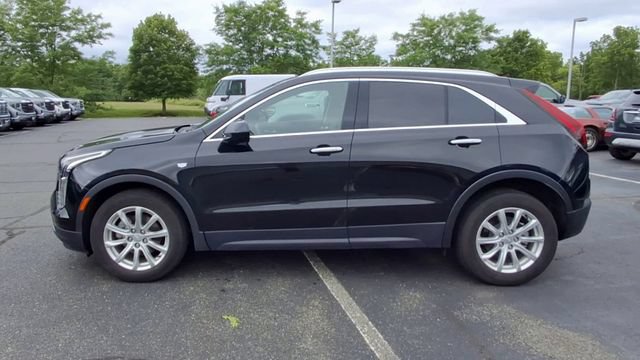 Certified 2023 Cadillac XT4 Luxury w/ Cold Weather Package AWD/4WD image 5