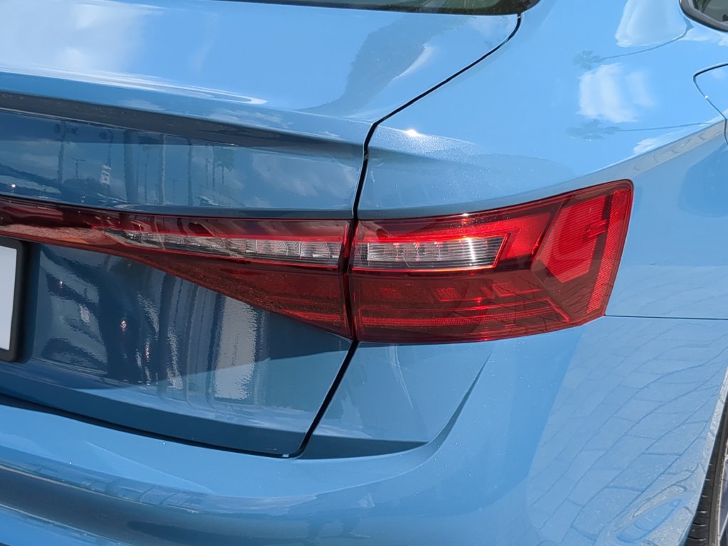 Certified 2025 Volkswagen Jetta GLI Autobahn FWD image 8