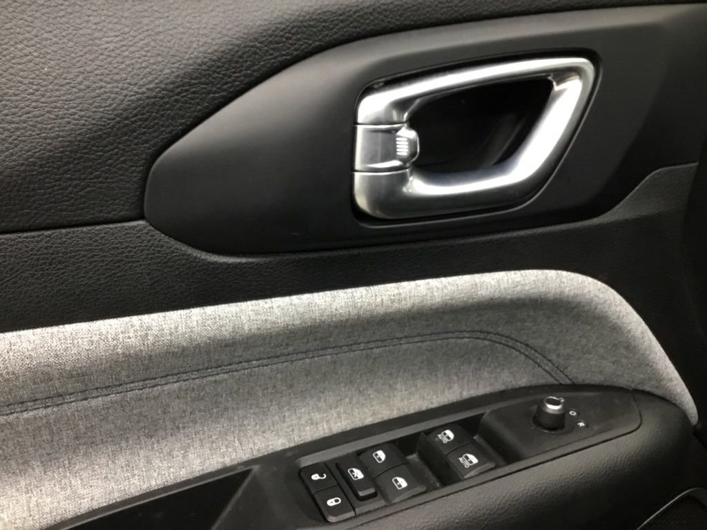 Used 2022 Jeep Compass Latitude w/ Convenience Group image 7