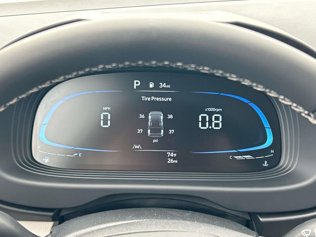 New 2026 Hyundai Venue SEL FWD image 32