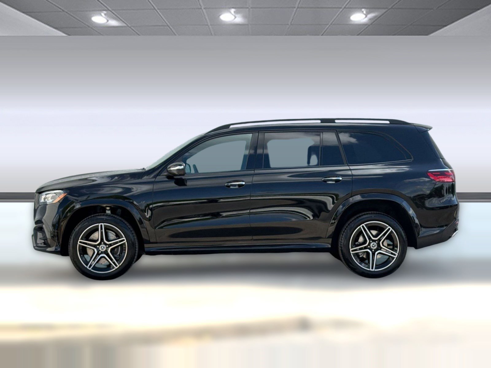 New 2026 Mercedes-Benz GLS 450 4MATIC image 2