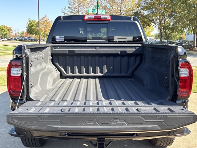 Used 2024 GMC Canyon AT4 w/ AT4 Premium Package AWD/4WD image 6